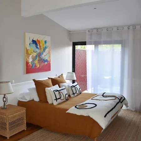 Bed and Breakfast Les De Marie Μπορντό