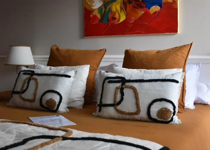 Les De Marie 3* בורדו