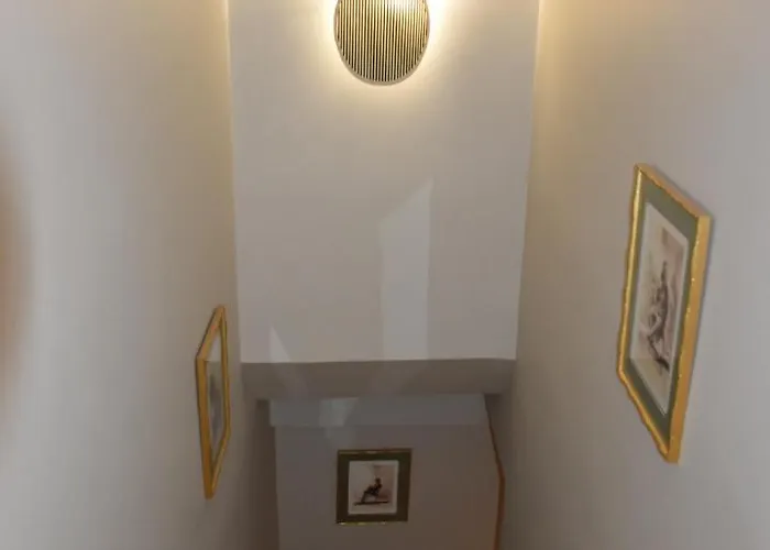 Les De Marie Bed and Breakfast 3*